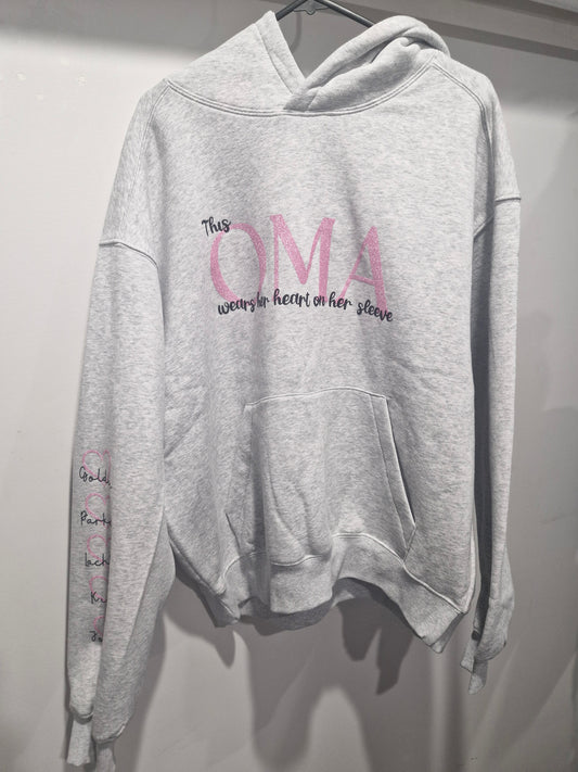 Hoodie - This mum wears her heart on her sleeve